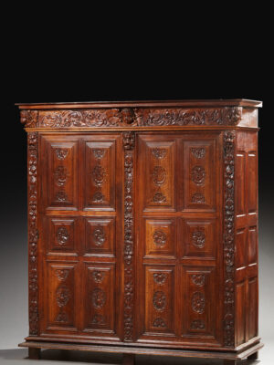 EXCEPTIONNELLE ARMOIRE DITE DE SUMÈNE