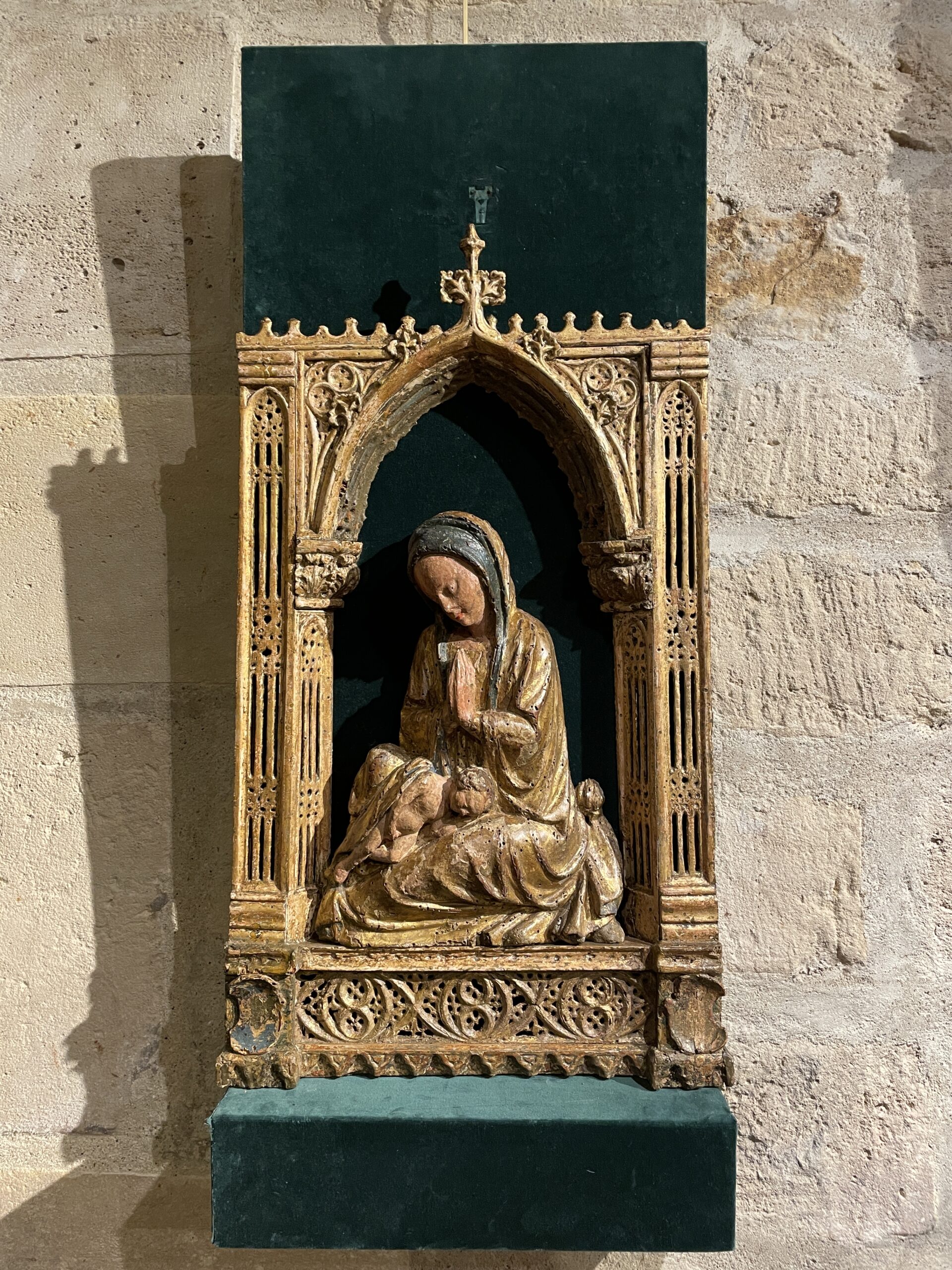 VIERGE À L’ENFANT VÉNITIENNE D’ÉPOQUE GOTHIQUE