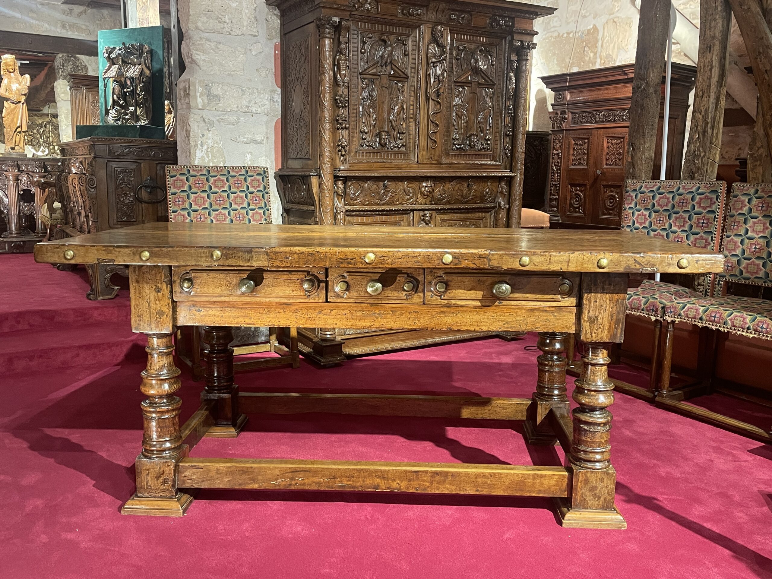 GREAT ITALIAN RENAISSANCE CEREMONIAL TABLE