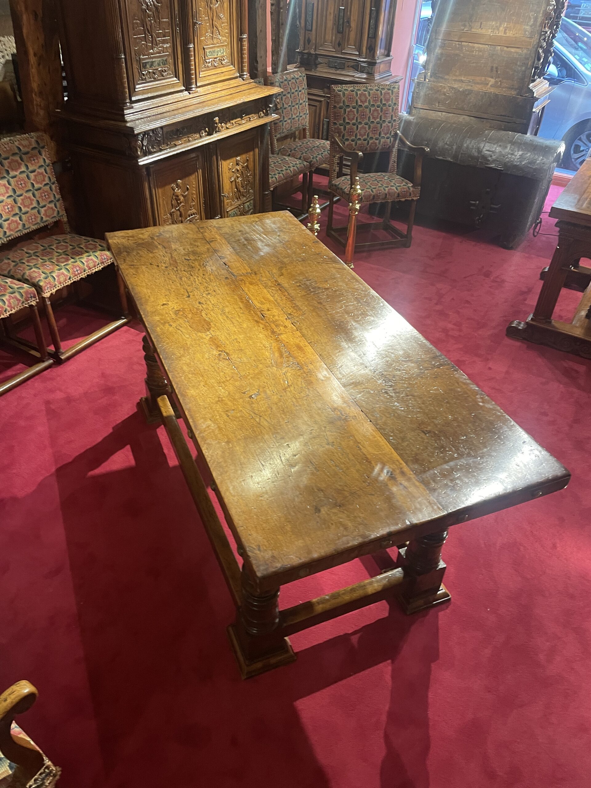 GREAT ITALIAN RENAISSANCE CEREMONIAL TABLE