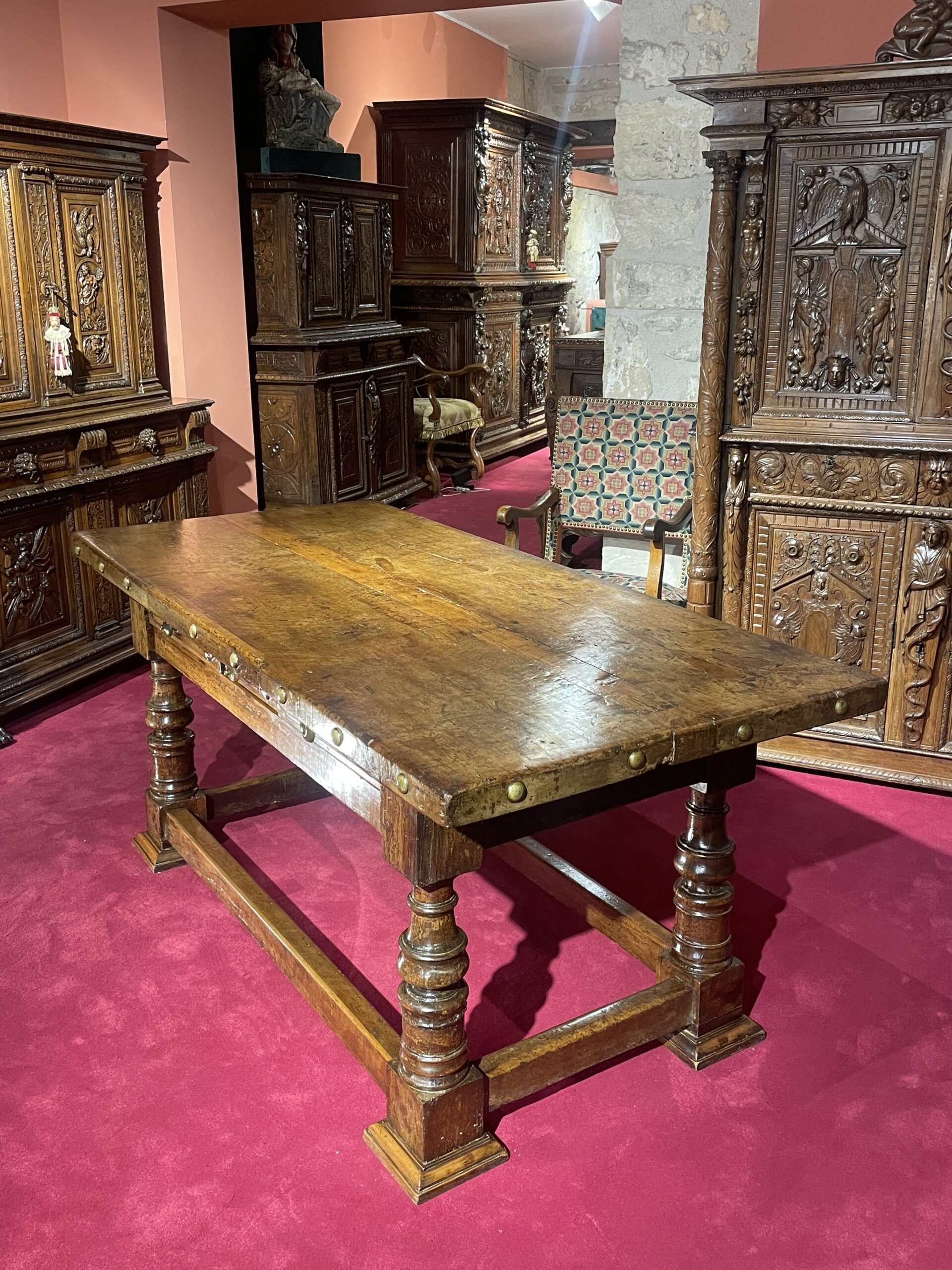 GREAT ITALIAN RENAISSANCE CEREMONIAL TABLE