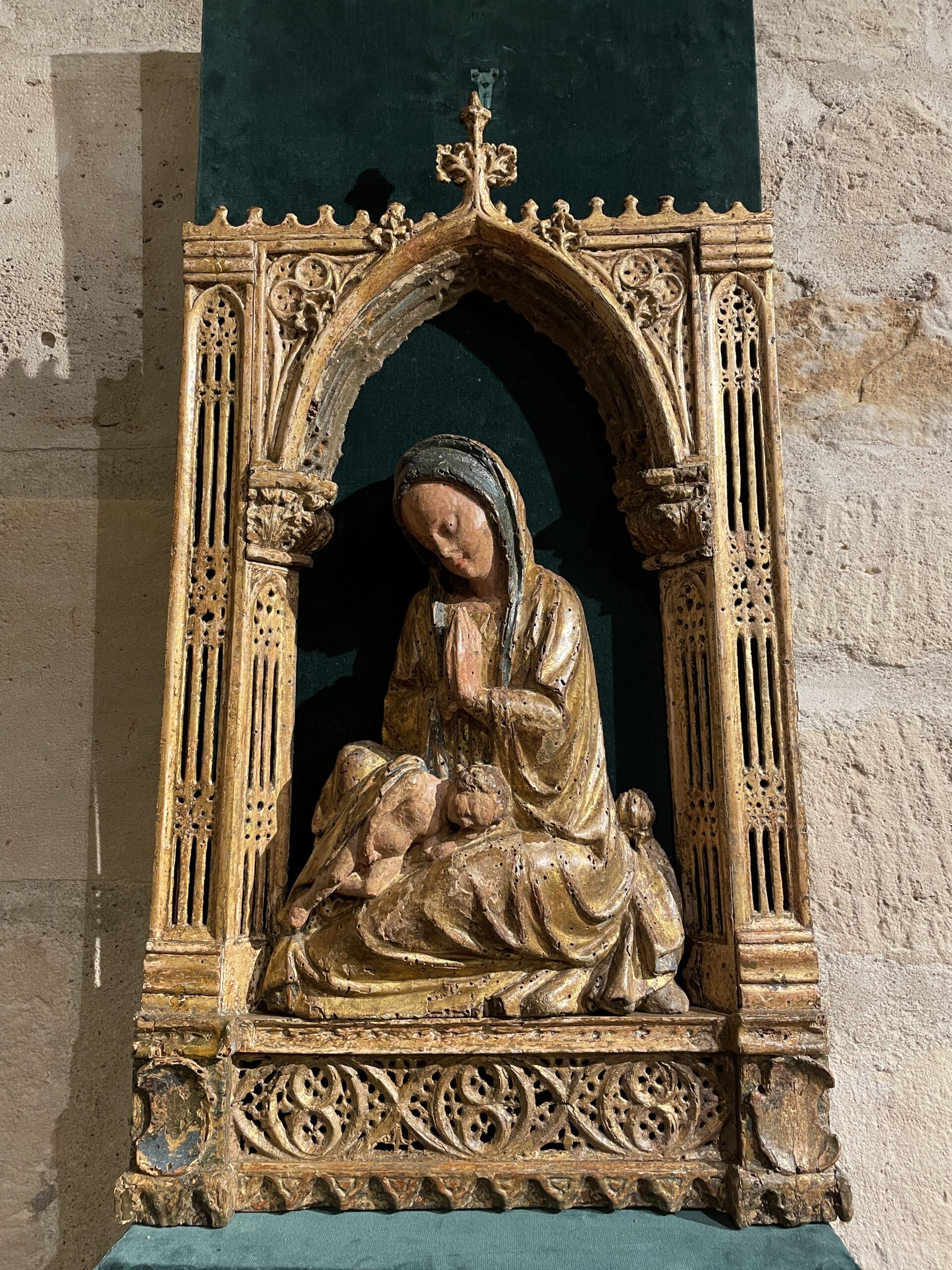 VIERGE À L’ENFANT VÉNITIENNE D’ÉPOQUE GOTHIQUE