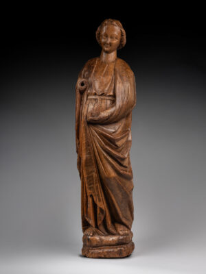 EXCEPTIONAL SMILING ANGEL SCULPTED IN THE ROUND