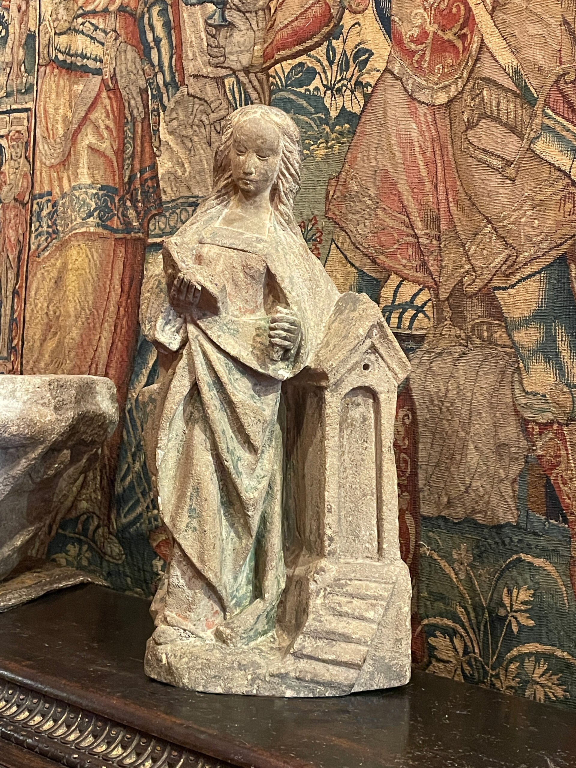 BEAUTIFUL SANDSTONE SCULPTURE DEPICTING SAINT BARBARA BESIDE THE TOWER