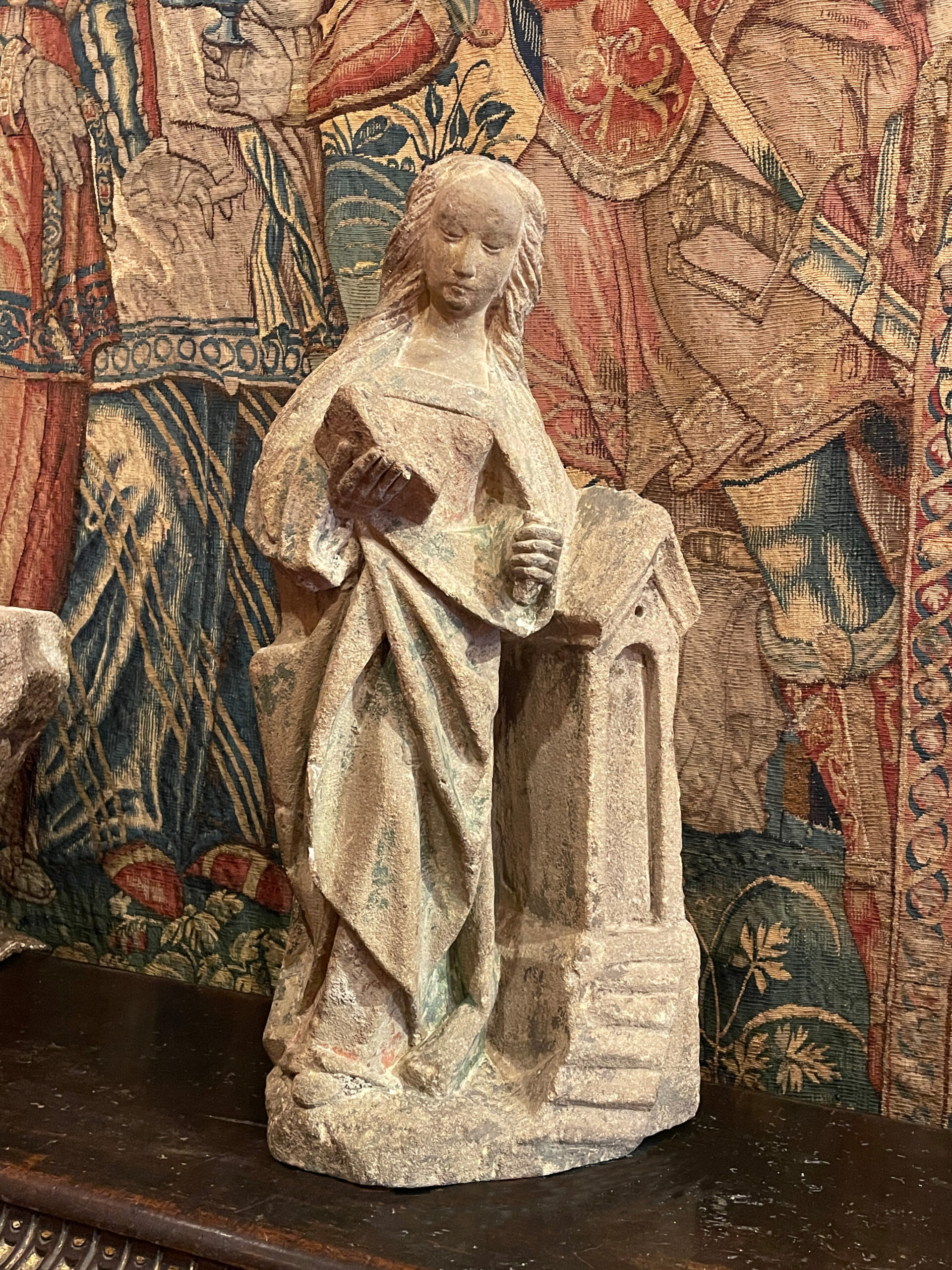 BEAUTIFUL SANDSTONE SCULPTURE DEPICTING SAINT BARBARA BESIDE THE TOWER