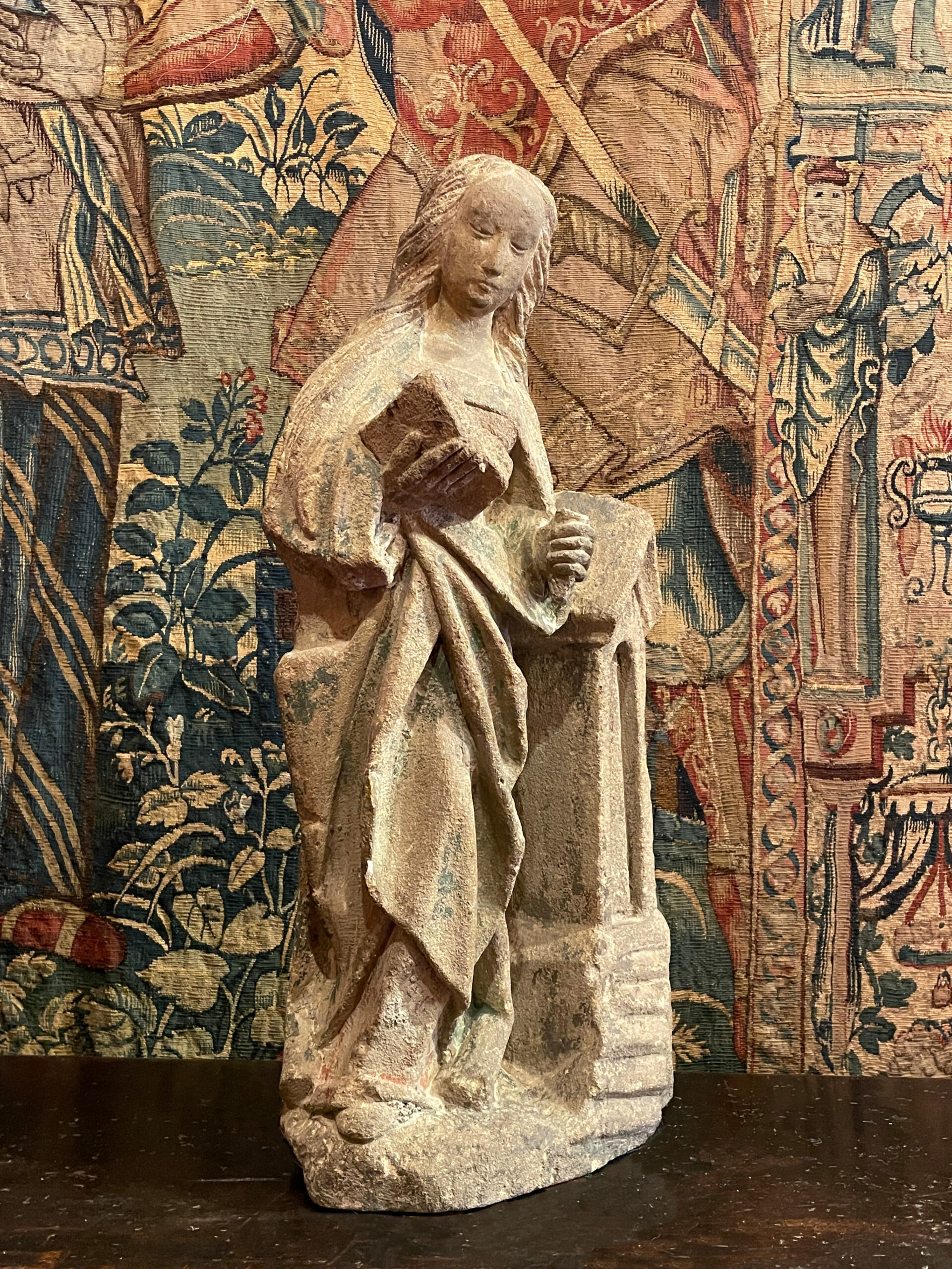 BEAUTIFUL SANDSTONE SCULPTURE DEPICTING SAINT BARBARA BESIDE THE TOWER