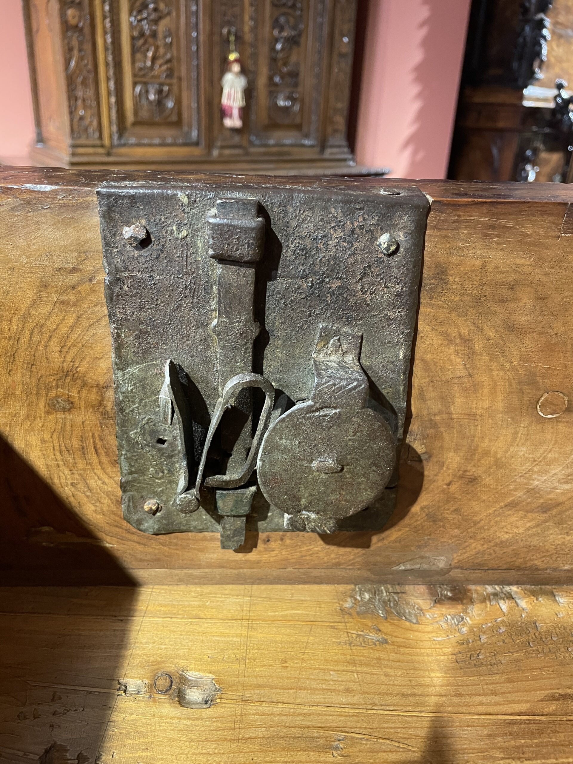 IMPORTANTE COMMODE GÉNOISE À BAMBOCCI