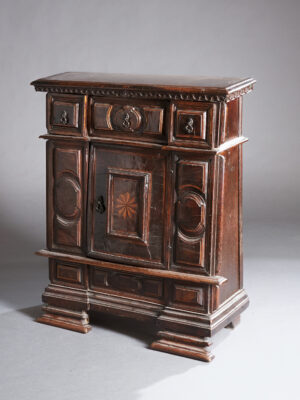 ITALIAN RENAISSANCE MOBILETTO